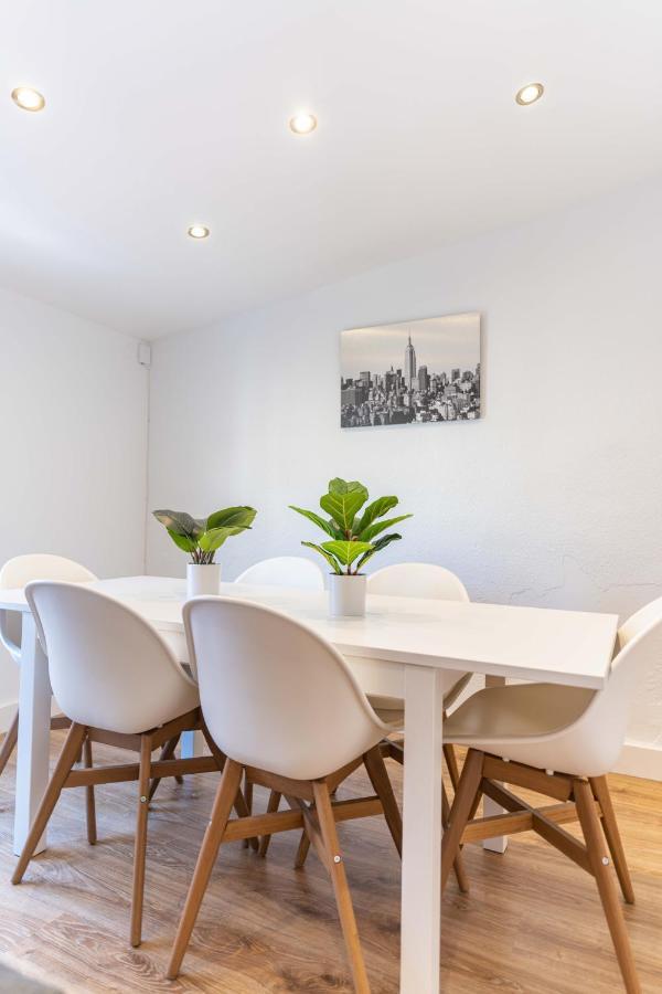 Reial 4 Tarragona Apartment Luaran gambar