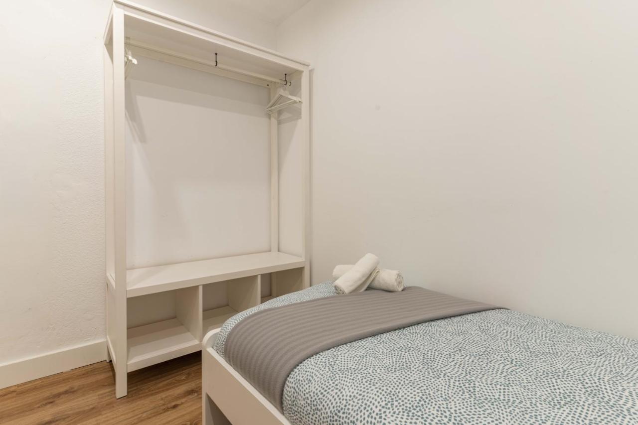 Reial 4 Tarragona Apartment Luaran gambar