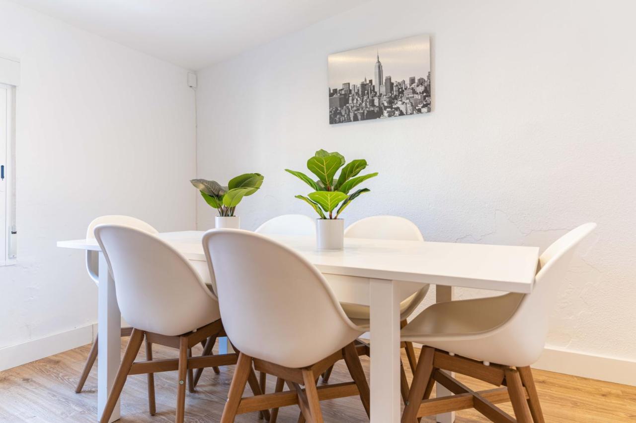 Reial 4 Tarragona Apartment Luaran gambar