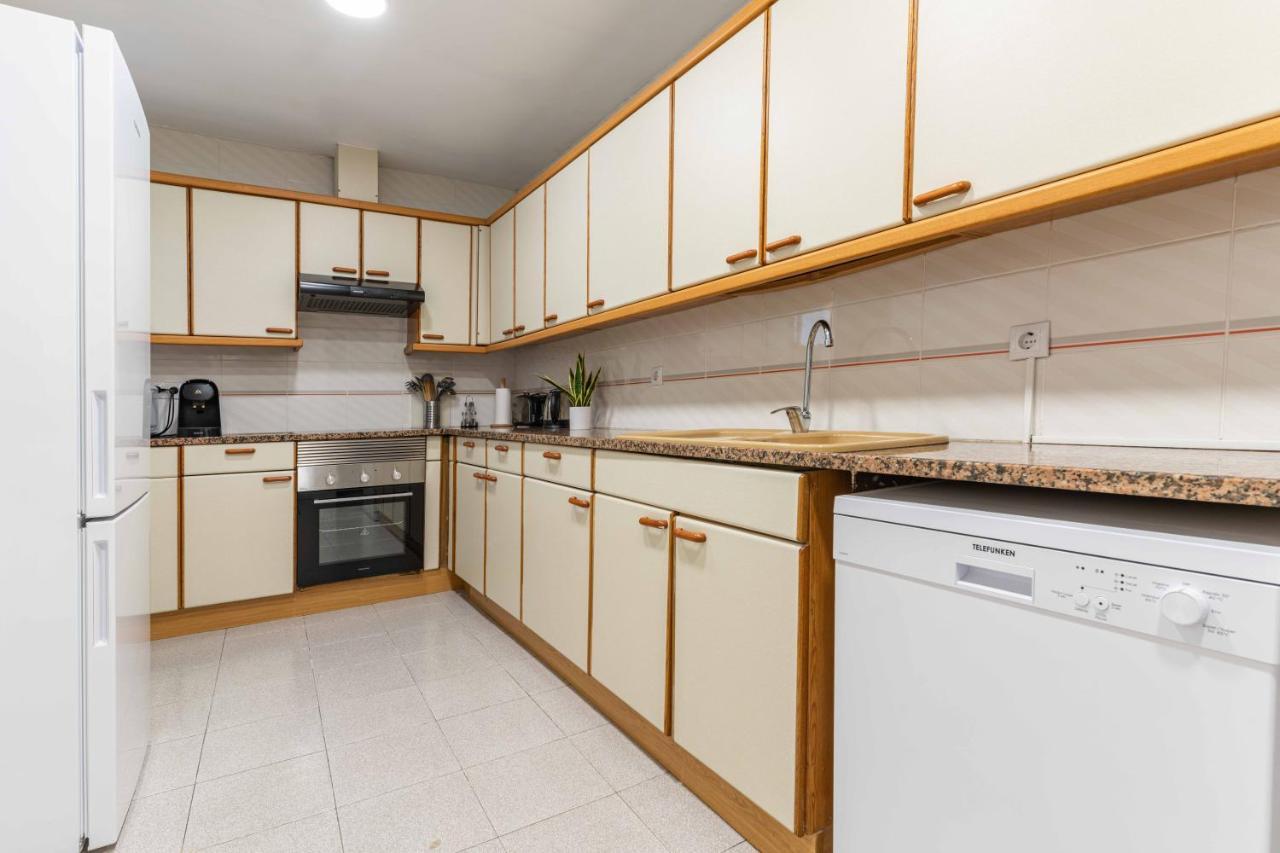 Reial 4 Tarragona Apartment Luaran gambar