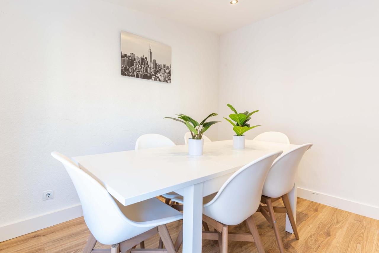 Reial 4 Tarragona Apartment Luaran gambar